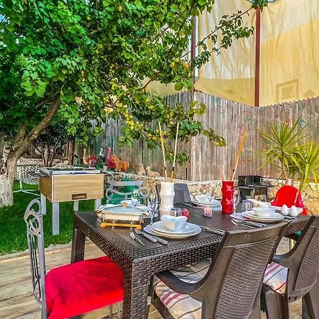 Villa Denize Manzarali Oezel Havuzlu Ev Gameover Kaş