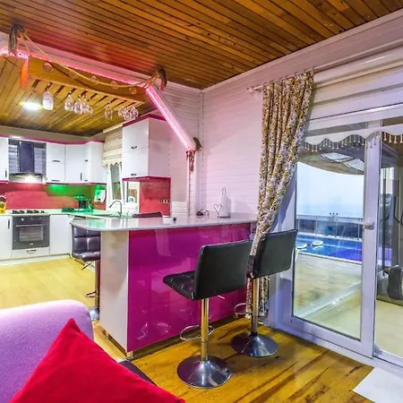 Villa Denize Manzarali Oezel Havuzlu Ev Gameover Kaş